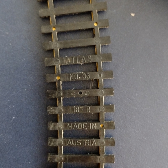 HO 00  Gauge Railroad Curved 18 Radius Brass  track Atlas,Garnet And Italian - Picture 6 of 9